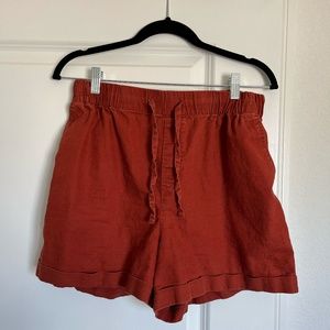 Uniqlo Red Shorts size 4 woman